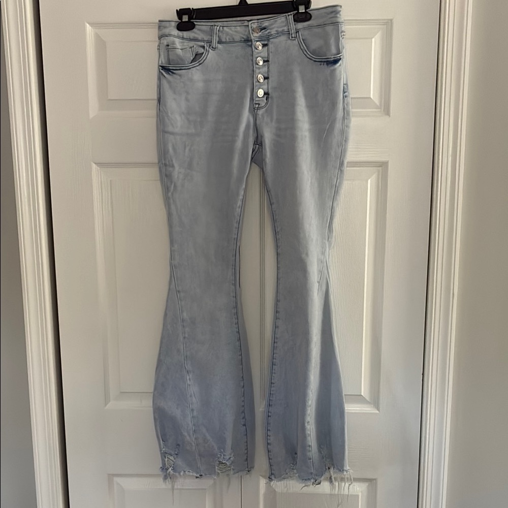Light Wash Women's Flared Jeans with Button Fly